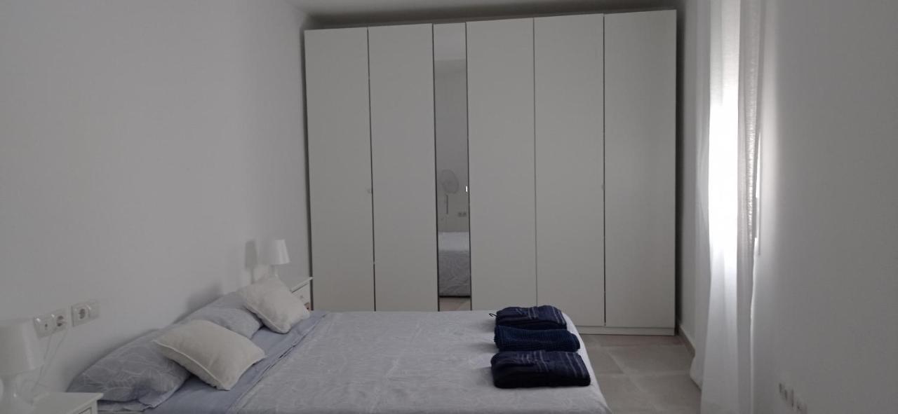 דירות סביליה Apartamento Casco Historico Con Atico. מראה חיצוני תמונה