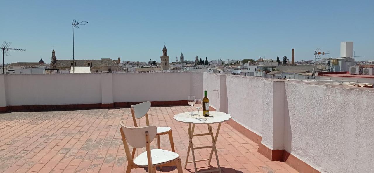 דירות סביליה Apartamento Casco Historico Con Atico. מראה חיצוני תמונה